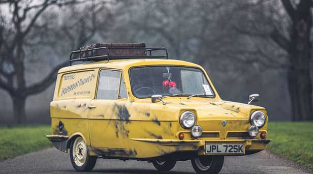 Calling all Del Boy wannabes, a car believed to have featured in Only Fools and Horses is up for auction. 