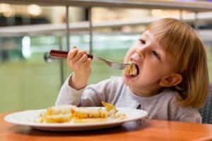 Children’s table manners appear to have changed since their parents were younger (Credit: Shutterstock)