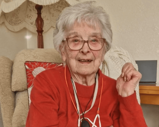 Gran died after suffering fall when medics tried to lift her with a towel