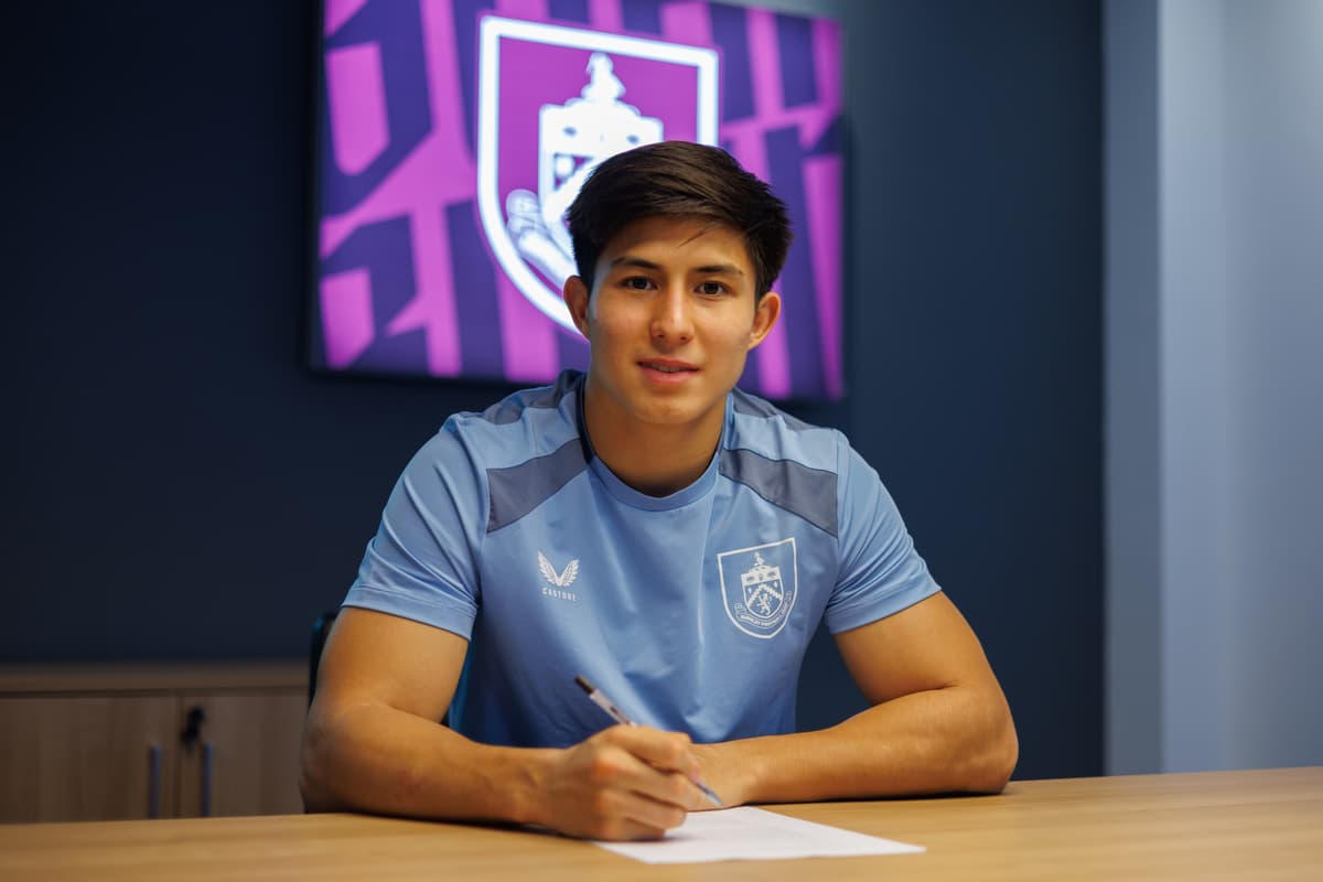 Burnley confirm loan capture of young Chelsea talent ahead of West Ham