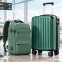 The COOLIFE cabin luggage set includes a 55x40x20cm hard-shell suitcase and matching 40x30x20cm travel backpack.