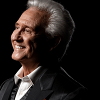 Legendary English singer & international hit-maker to perform in Barnoldswick