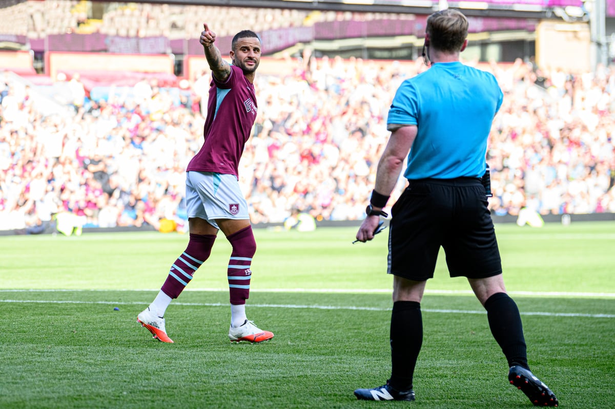 Ref that oversaw penalty shootout cup win to officiate Lincoln City v Burnley