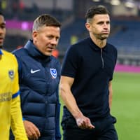 Portsmouth boss left 'baffled' by key moment during goalless Burnley draw