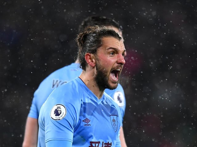 The striker is the very definition of a 'team player'. Presses from the front, restricts the full backs from playing out, links play, tracks back, runs the channels and carries a threat. Forced a fine save from McCarthy late on.