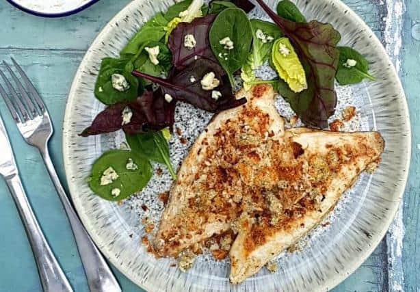 Fish Fillets with Blue Cheese Crumb