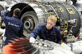 Rolls Royce makes aircraft engines