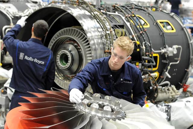 Rolls Royce makes aircraft engines