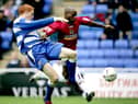 Frank Sinclair holds off Reading's Dave Kitson