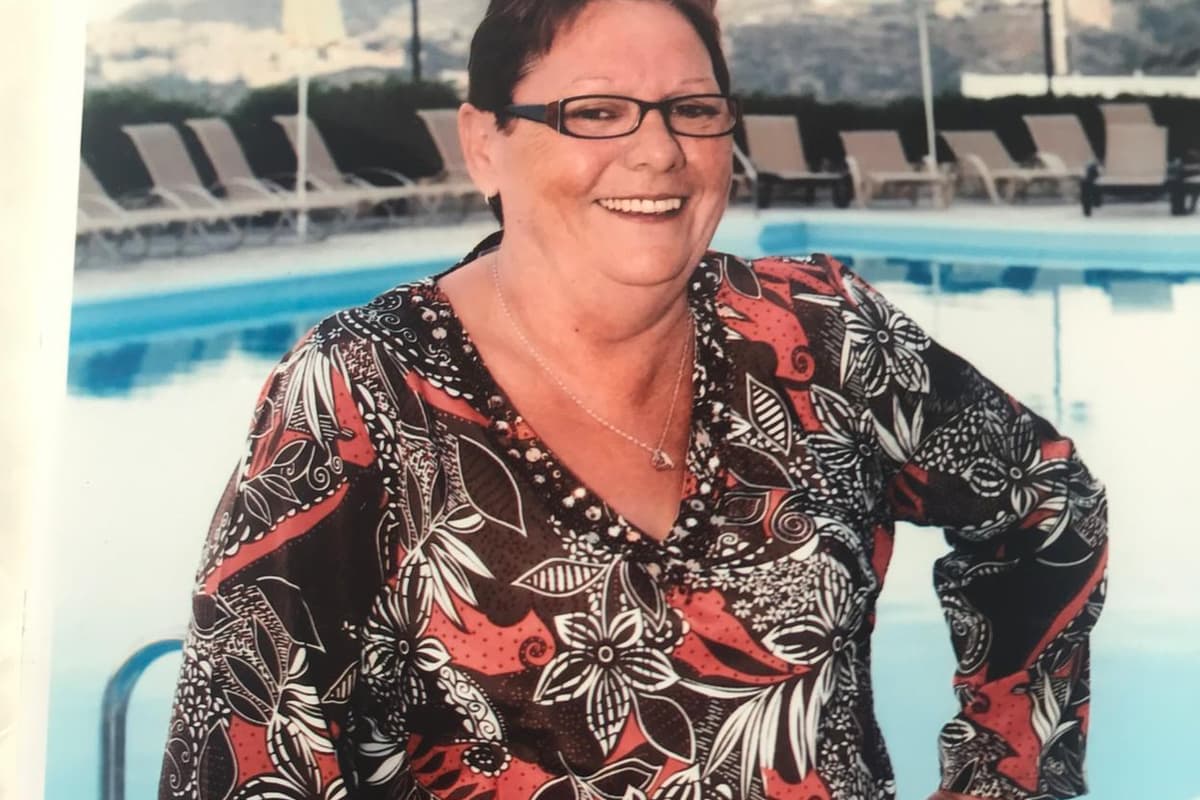 Laura Diffey Tributes to much-loved Burnley businesswoman, talented seamstress and ...