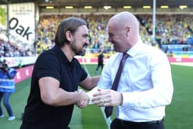 Daniel Farke, Manager of Norwich City shakes hands with Sean Dyche, Manager of Burnley prior to the Premier League match between Burnley FC and Norwich City at Turf Moor on September 21, 2019 in Burnley, United Kingdom. (Photo by Alex Morton/Getty Images)