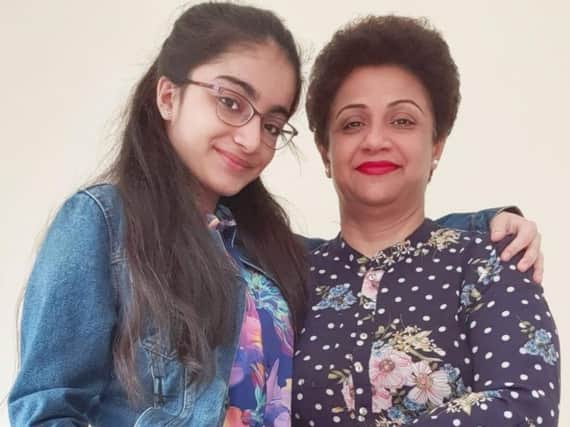 Dr Saman Mir Sacharvi and her 14-year-old daughter Vian Mangrio