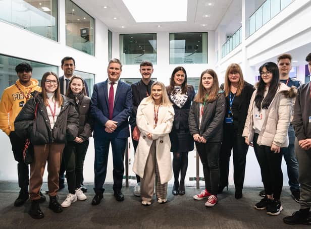 Sir Keir Starmer and Lisa Nandy with Burnley College students