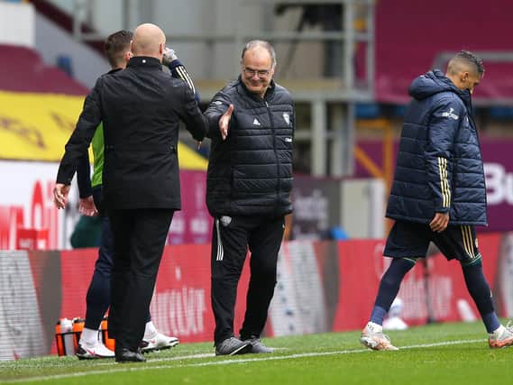 Sean Dyche shakes hands with Marcelo Bielsa at full-time