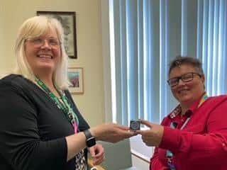 Sue Franklin (left) receiving her award from Karen Dawber, Chief Nurse at Bradford Teaching Hospitals