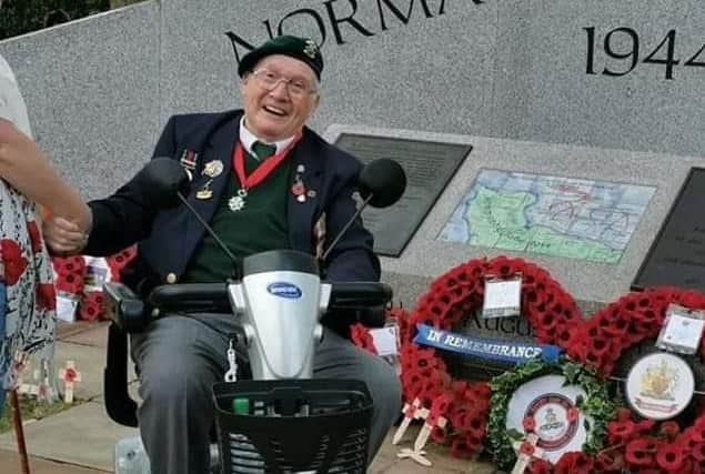 Veterans turned out to form a guard of honour in tribute to Harvey O'Hara, a veteran of the D Day landings who has died at the age of 97