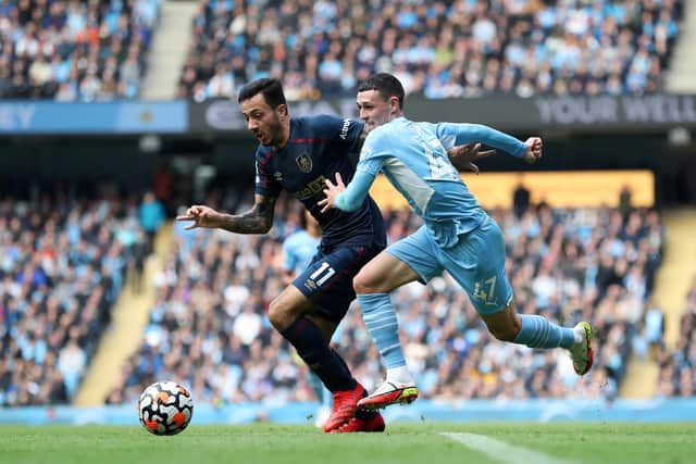 Dwight McNeil beats Phil Foden