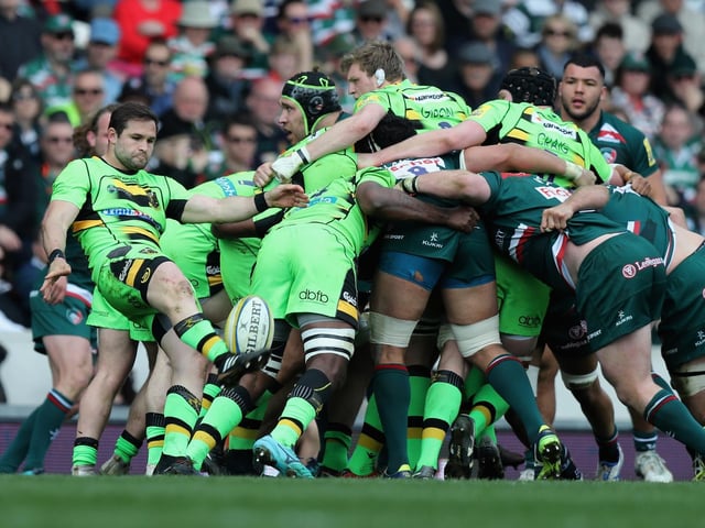 Cobus Reinach had the task of keeping control of the game