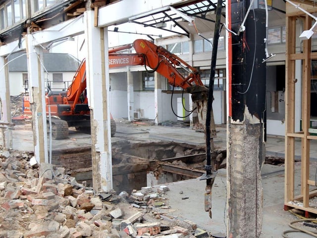 Demolition of the Fishmarket building