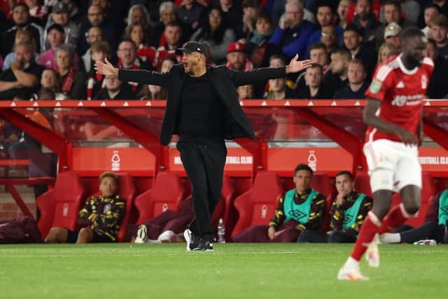 NOTTINGHAM, ENGLAND - AUGUST 30: An animated Vincent Kompany, Manager of Burnley, instructs his players during the Carabao Cup Second Round match between Nottingham Forest and Burnley at City Ground on August 30, 2023 in Nottingham, England. (Photo by Nathan Stirk/Getty Images)