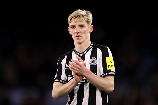 Gordon continued his impressive season for Newcastle by adding to his tally of goal involvements against Sheffield United on Saturday. The 23-year-old provided the assist for Bruno Guimaraes’ 54th-minute finish, while he also made three key passes and three successful dribbles.