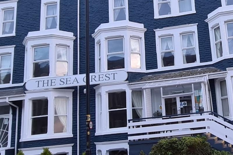 The Sea Crest on West End Road has a rating of 4.7 out of 5 from 116 Google reviews.