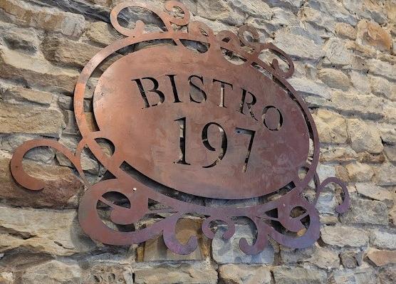 Bistro 197 on Todmorden Road has a rating of 4.7 out of 5 from 212 Google reviews