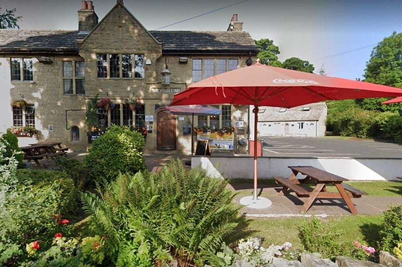 The Pendle Inn on Barley Lane, Pendle, has a rating of 4.6 out of 5 from 965 Google reviews