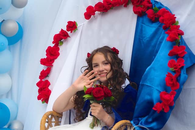 Ribchester Field Day Queen 2022 Sophie Holgate    Photo:Fiona Finch