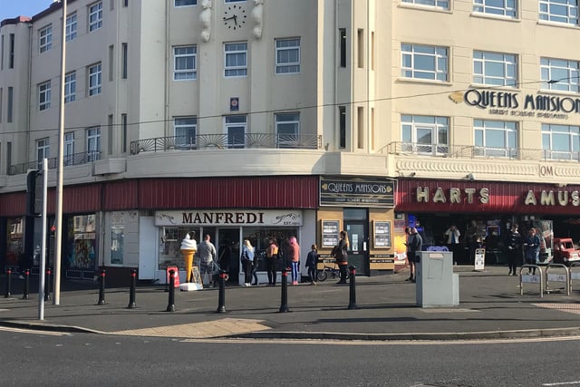 Traditional family ice cream makers since 1911, Manfredi Ice Cream is situated in a prime location on Red Bank Road in Bispham. 
Choose from a variety of sauces and toppings to add to vanilla ice cream, plus there are different cones and tub sizes too.