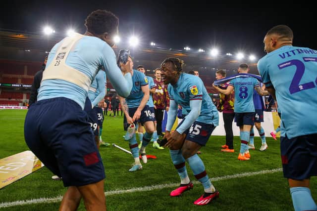 Michael Obafemi celebrates with teammates after the Middlesbrough match

Photographer Alex Dodd/CameraSport