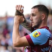 BURNLEY, ENGLAND - AUGUST 06: Josh Brownhill of Burnley FC signals to his teammates in the opposition's penalty box during the Sky Bet Championship match between Burnley and Luton Town at Turf Moor on August 06, 2022 in Burnley, England. (Photo by Ashley Allen/Getty Images)