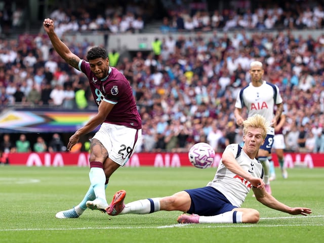 Didn’t look overawed on his Premier League debut, getting through plenty of defensive work and testing the keeper with a couple of long-rangers. A little sloppy in possession though and tired in the second-half (Photo by Justin Setterfield/Getty Images)