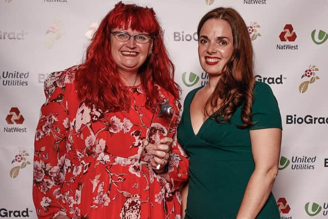 2022 Enterprise Vision Awards: Employee of the Year Winner Lisa Ross with Melanie Smith of Stanmore Insurance