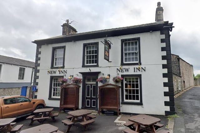 CAMRA said: "The bar at the New Inn is a very welcome sight, with at least 10 beers on offer. The bar itself is central with a number of smaller rooms clustered around it."