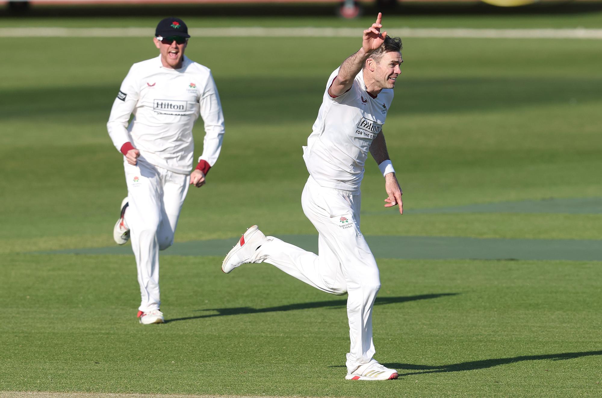 Burnley bowling legend Anderson set to depart Lancashire