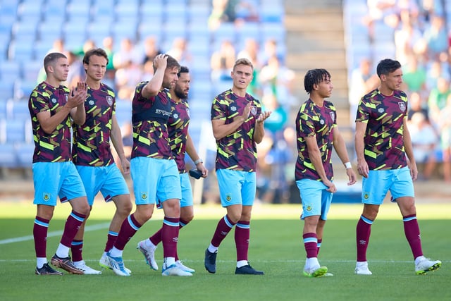 HUELVA, SPAIN - JULY 28: Players of Burnley FC warm up prior to a Pre Season Friendly Match between Real Betis and Burnley FC at Estadio Nuevo Colombino on July 28, 2023 in Huelva, Spain. (Photo by Fran Santiago/Getty Images)