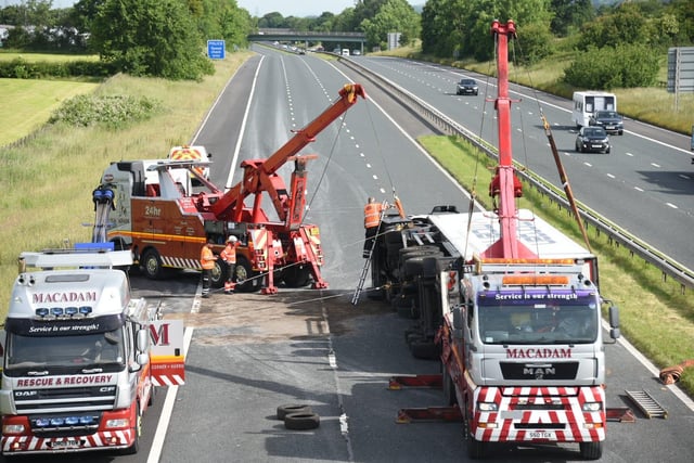 M6 lorry crash