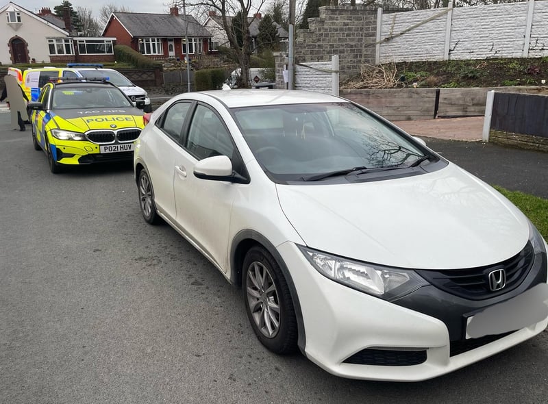 This Honda Civic was stopped in Glenluce Drive, Preston because the driver had been arrested three times this year for drug driving. 
Once again, the driver failed a DrugWipeUK test for cocaine and was arrested.