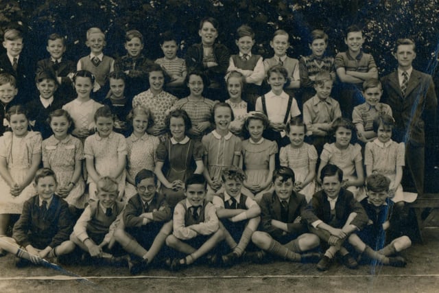 St. James CE School, Lanehead (1952). Credit: Lancashire County Council