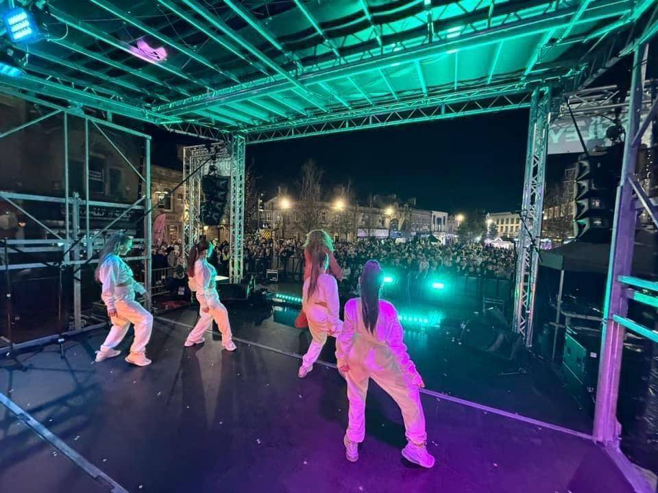 Laura Diffey Thousands turn out to celebrate Burnley’s spectacular Christmas Lights ...