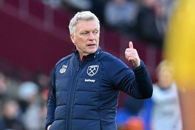 West Ham United's Scottish manager David Moyes gestures on the touchline during the English Premier League football match between West Ham United and Everton at the London Stadium, in London on January 21, 2023.