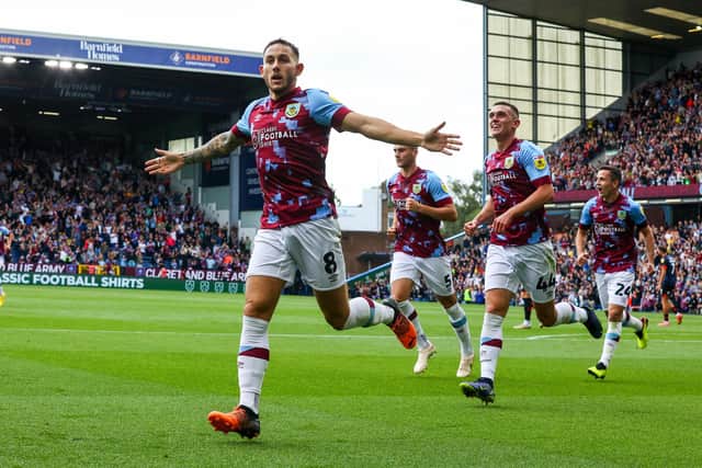 Burnley's Josh Brownhill celebrates scoring his side's first goal 

Photographer Alex Dodd/CameraSport

The EFL Sky Bet Championship - Burnley v Luton Town - Saturday 6th August 2022 - Turf Moor - Burnley

World Copyright © 2022 CameraSport. All rights reserved. 43 Linden Ave. Countesthorpe. Leicester. England. LE8 5PG - Tel: +44 (0) 116 277 4147 - admin@camerasport.com - www.camerasport.com