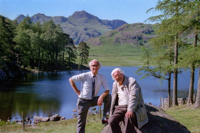 Alfred Wainwright (sitting) with publisher Andrew Nichol