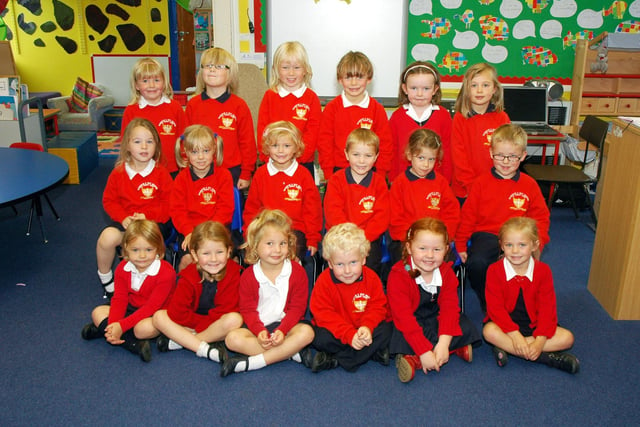 Waddington and West Bradford Primary School. 2009.