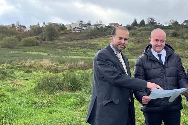 Arbeiten an einem neuen interreligiösen Friedhof in Nelson und Brierfield ...