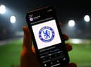 LUTON, ENGLAND - MARCH 02: A detailed view of a mobile phone which displays a club statement from Roman Abramovich prior to the Emirates FA Cup Fifth Round match between Luton Town and Chelsea at Kenilworth Road on March 02, 2022 in Luton, England. (Photo by Michael Regan/Getty Images)
