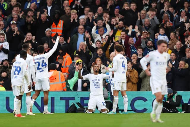 LEEDS, ENGLAND - JANUARY 27: Jaidon Anthony of Leeds United celebrates scoring his team's first goal whilst displaying a t-shirt reading 'rest in perfect peace mum' during the Emirates FA Cup Fourth Round match between Leeds United and Plymouth Argyle at Elland Road on January 27, 2024 in Leeds, England. (Photo by Matt McNulty/Getty Images)