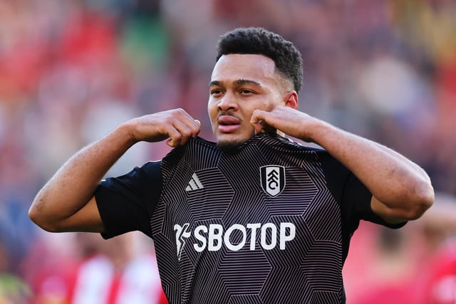 The 22-year-old Brazilian continued his remarkable goalscoring form in spectacular fashion, finding the net with an acrobatic effort in stoppage time to help the visitors to a point. That strike was Muniz’s eighth in his last eight league matches; no Premier League player has scored more since the beginning of February than the Fulham man.