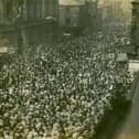 Crowds in Manchester Road welcome FA Cup Winners 1914. Credit: Lancashire County Council